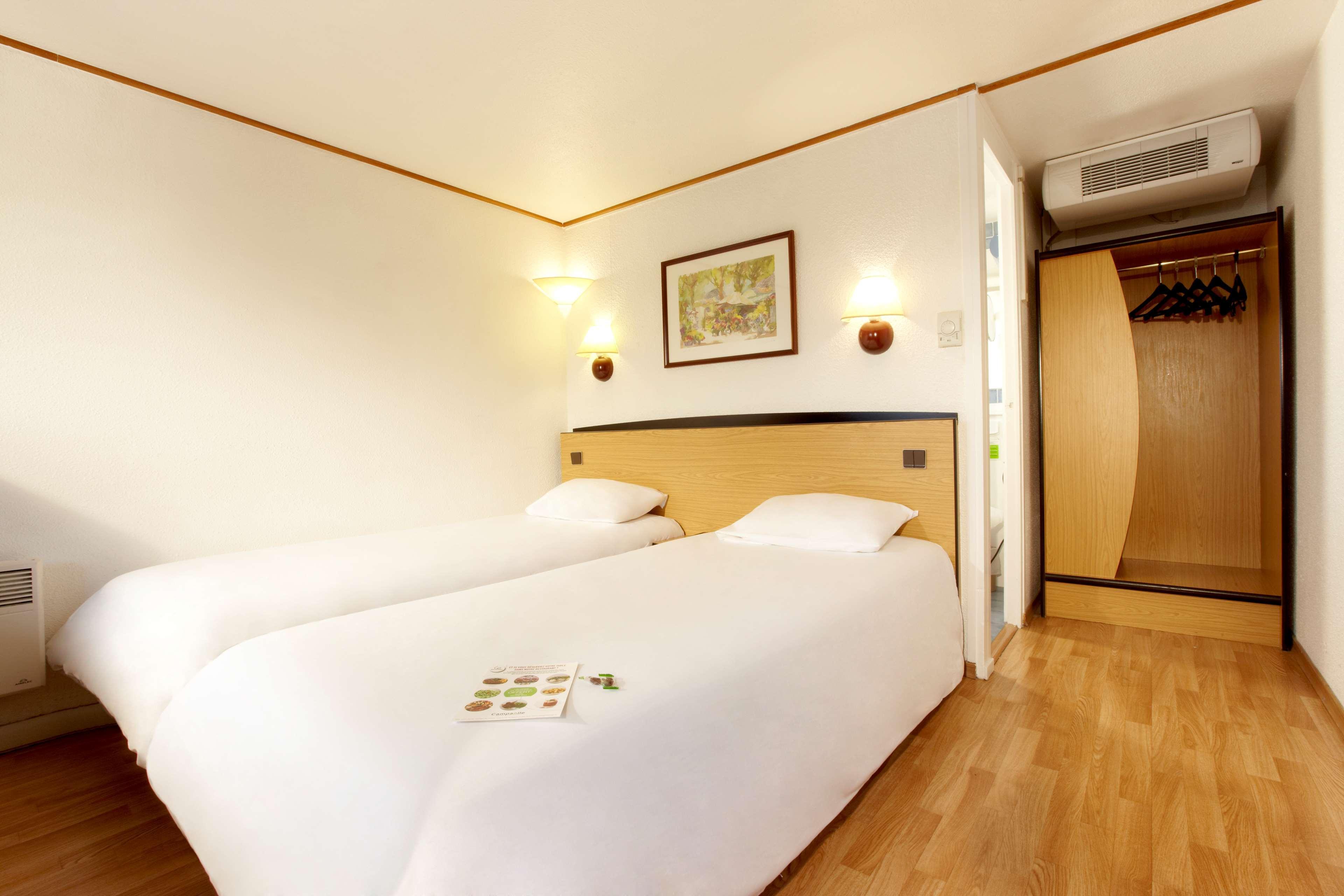 Hotel Campanile Dax - Saint-Paul-lès-Dax Zimmer foto
